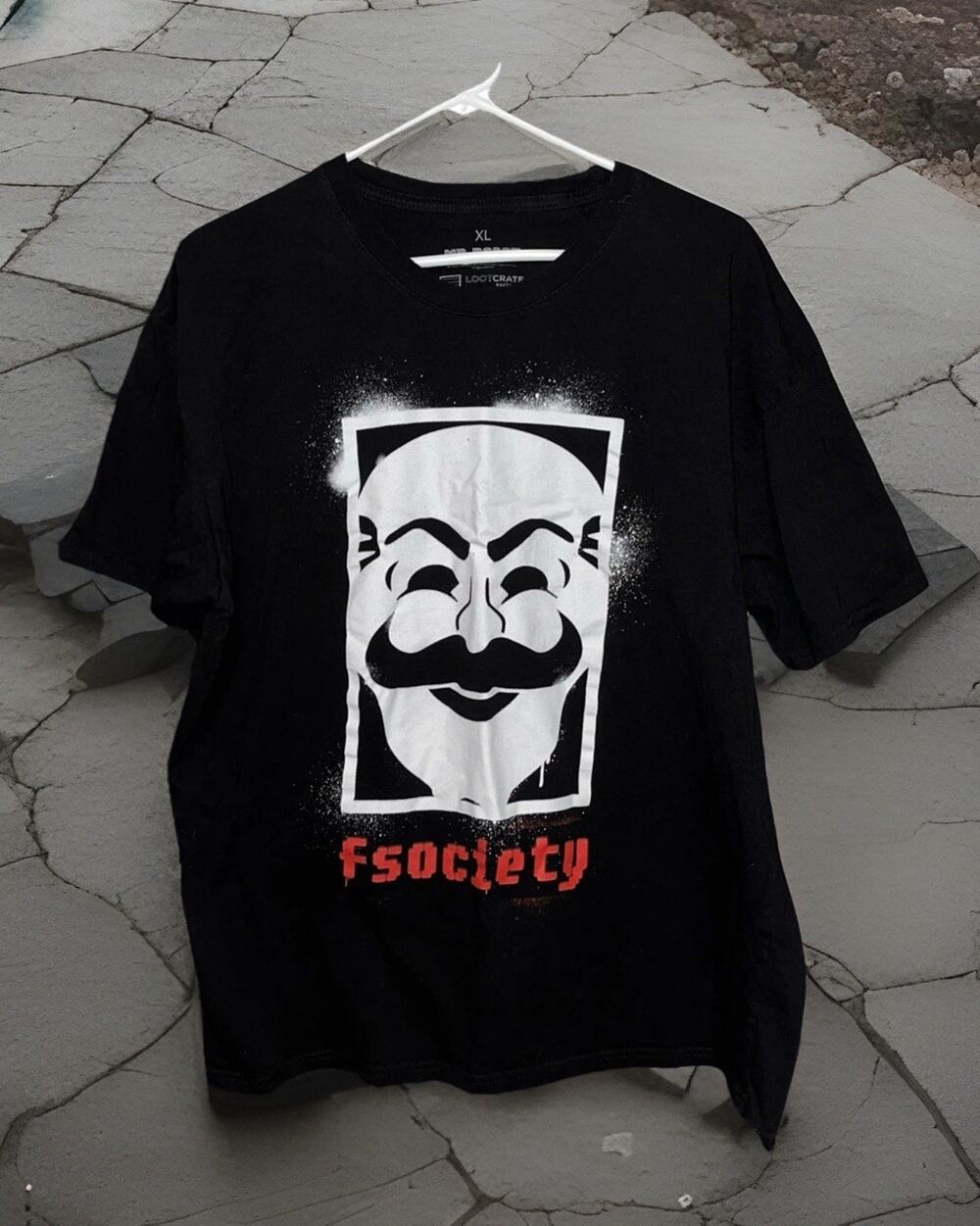 Mr Robot Black fsociety Revolution Mask LootCrate Exclusive T-Shirt Men's XL